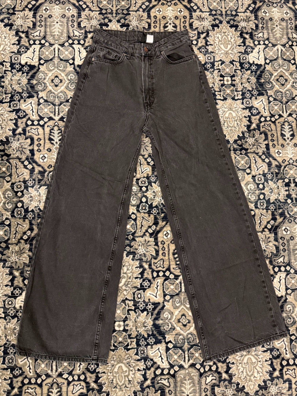Divided H&M Women’s Black / Dark Gray High Waisted Baggy Jeans